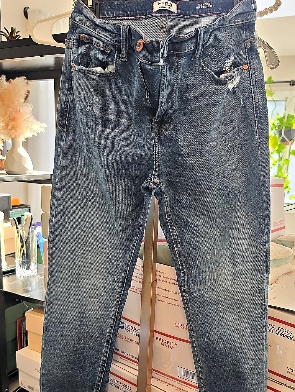 Kensie Vintage Jeans High Rise Skinny Jeans in Blue